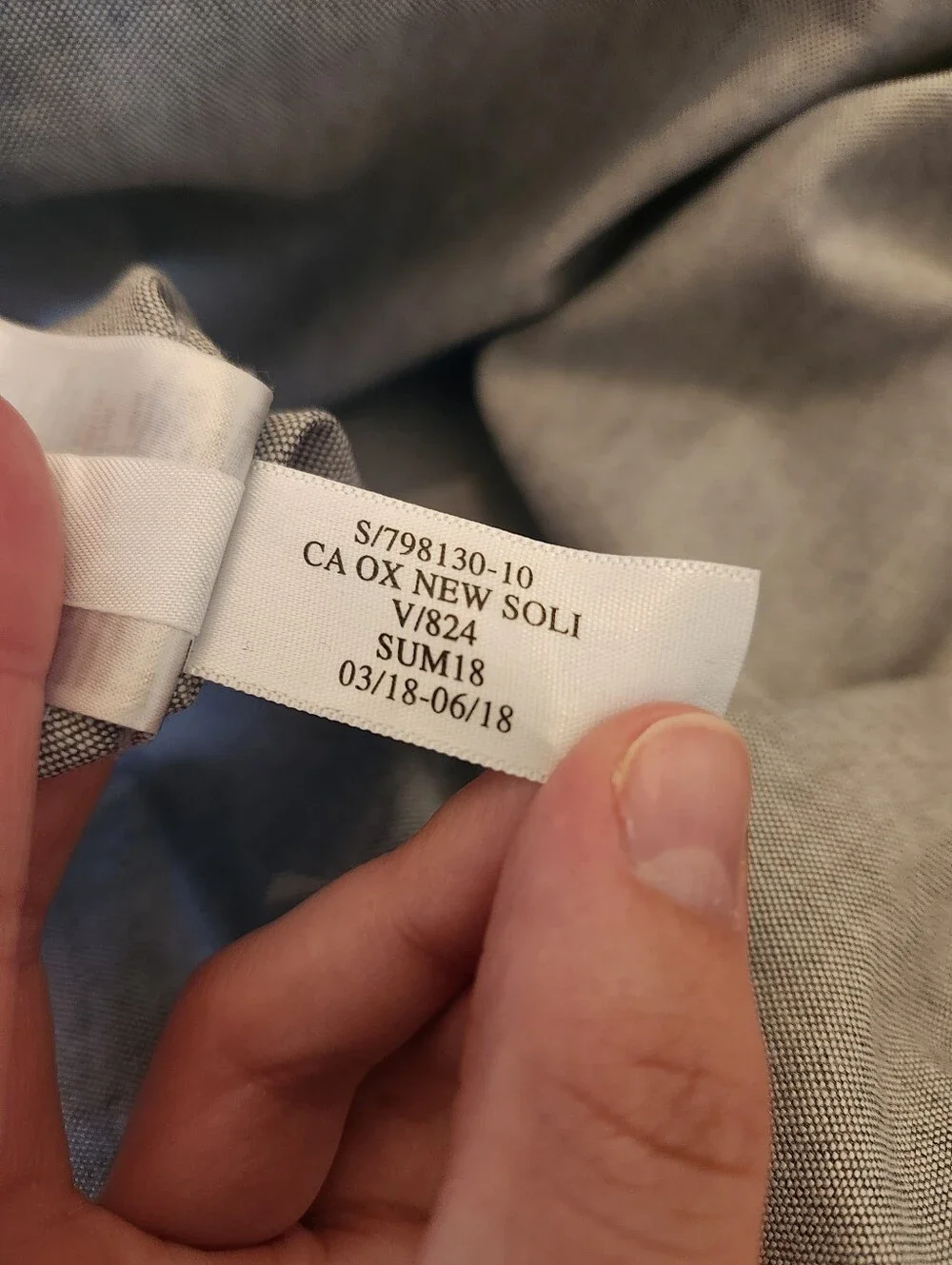 Banana Republic 100% Cotton Stretch Oxford Camden Fit, Size M